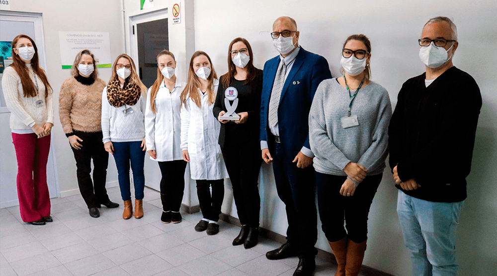 Biomédicos da Feevale são homenageados pelo CFBM e CRBM-5