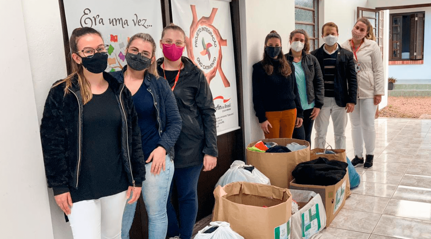 Biomedicina Solidária doa roupas e alimentos à ONG de Osório (RS)